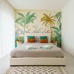 Tropical With Jacuzzi And Private Swimming Pool * Santa Barbara (Lisbon)